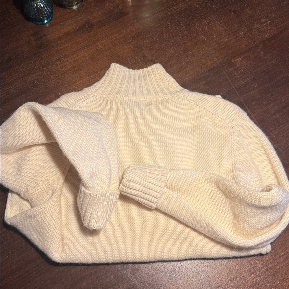 L.L. Bean Ivory Knit Pullover - Picture 3 of 12